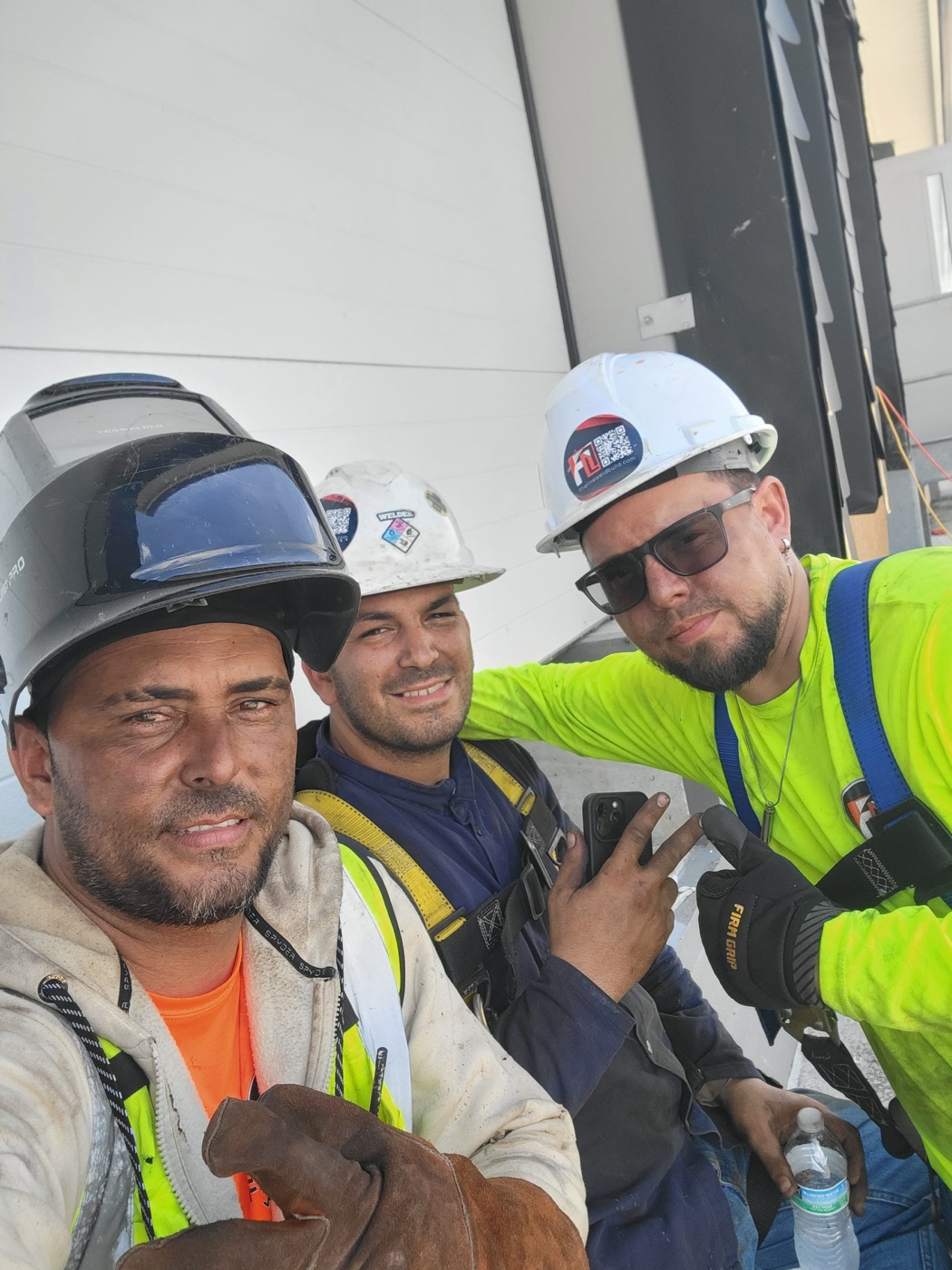 Fine Line welding crew on site