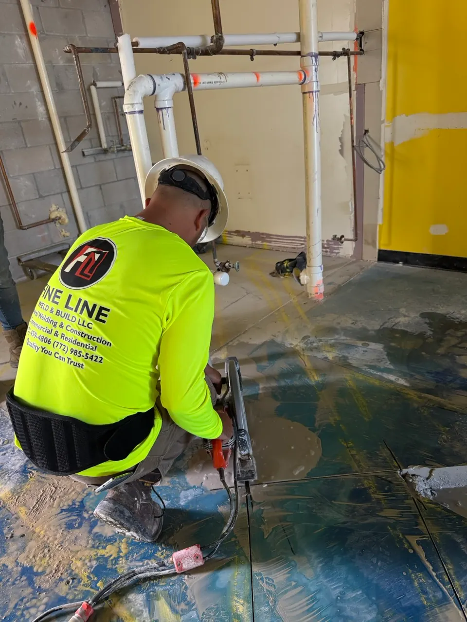 Fine Line welder cutting steel plate on site